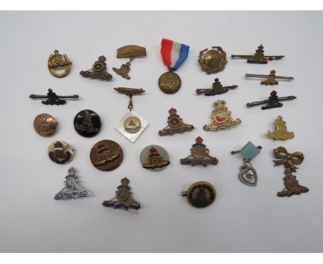 Selection of Royal Artillery Sweetheart Badges including KC silvered and enamel field gun ... KC gilt and enamel field gun an