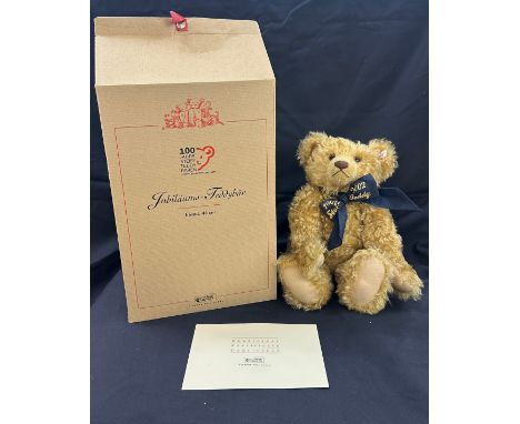 Boxed limited edition Steiff century teddy bear with coa, 44 cm tall 