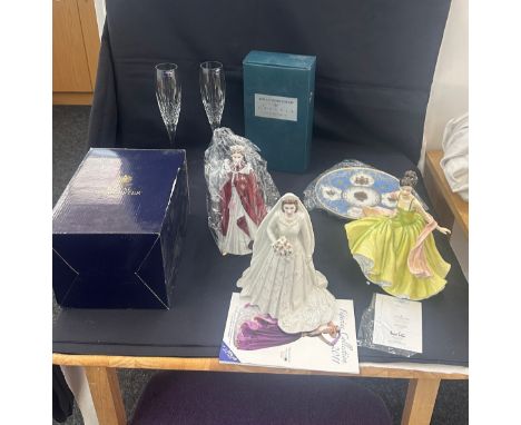 Selection of miscellaneous includes Boxed Royal Doulton RD24886, Royal Worcester glass etc 