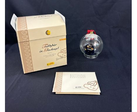 Steiff Bauble in original box 