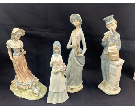 Selection of 4 Spanish figures includes Nao, Valencia etc 