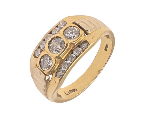 A white stone ring,&nbsp;&nbsp;in gold, indistinct Italian control mark, 6.8g, size M  Light wear