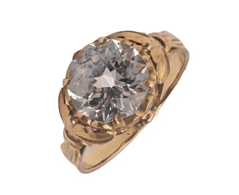 A paste ring, in gold marked 22 and in Chinese, 4.8g, size O  Good condition