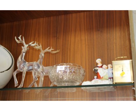 A COLLECTION OF ASSORTED ITEMS TO INCLUDE PLASTIC STAG FIGURES, CERAMIC SOAP DISH, GLASS BOWLS ETC. (6)