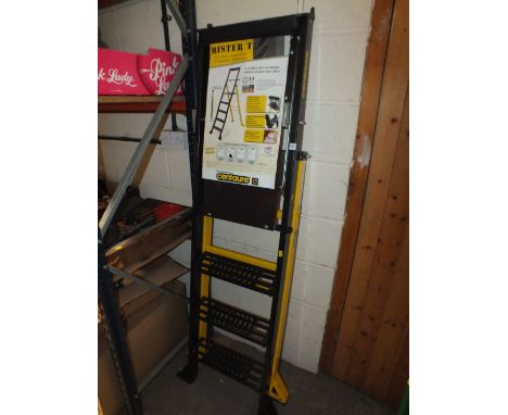 A MISTER T CENTAURE ADJUSTABLE HEAVY DUTY WORK LADDER