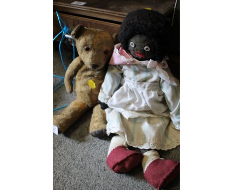 A VINTAGE TEDDY BEAR TOGETHER WITH A VINTAGE GOLLY (2)