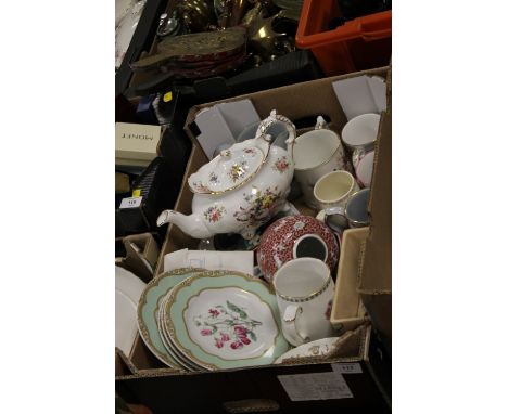 A TRAY OF ASSORTED CERAMICS AND CHINA TO INCLUDE AN ORIENTAL GINGER JAR, SPODE, COALPORT ETC. 