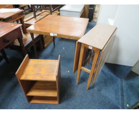 A VINTAGE OAK FOLDING CARD TABLE, RETRO FORMICA TABLE AND A SMALL OPEN SHELF (3)