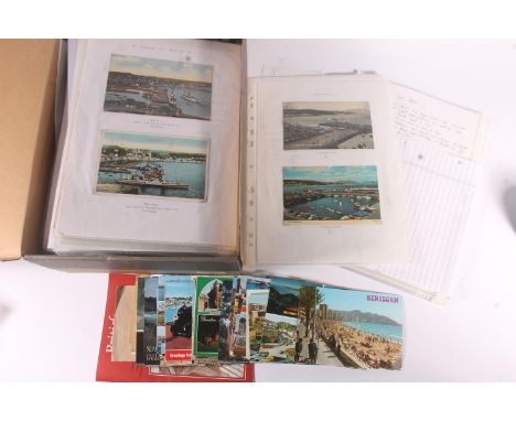 Scottish topographical postcard collection comprising around 400 postcards to include Isle of Bute, Glasgow, Lancashire, Ayrs