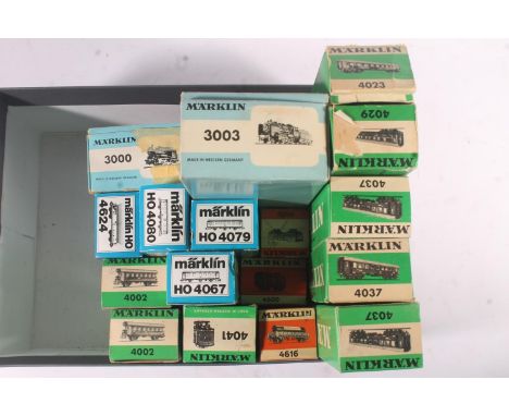 Marklin HO Scale model railways to include 3003 2-6-0 tender locomotive 24058 black, 3000 0-6-0 locomotive 89005 black, vario