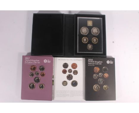 The Royal Mint UNITED KINGDOM Queen Elizabeth II (1952-2022) BU brilliant uncirculated annual year coin sets 2016 and 2017 De