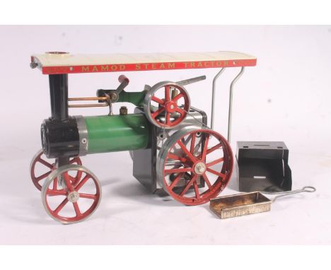 Malins (Engineers) Ltd, Mamod TE1a Steam Tractor live steam traction engine, missing steering pole, boxed.