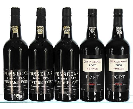 1977 Fonseca, Vintage Port 3x75cl 2007 Quinta do Noval, Vintage Port 2x75cl  Total 5x75cl 