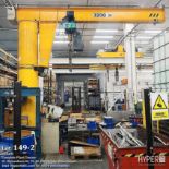 3,200 Kg pedestal jib crane
