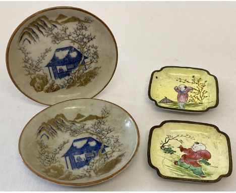 2 small shaped oriental enamel pin dishes with figure and floral decoration to each. Together with 2 small blue and white cer