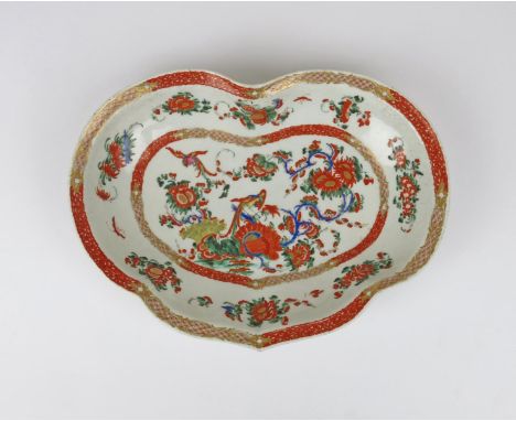A Worcester heart-shaped dessert dish, c.1770, richly decorated in the Kakiemon palette with the Phoenix pattern, two of the 