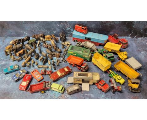 Die-cast vehicles including Dinky no.260 Royal Mail Van; Matchbox regular wheels Commer Bottle Float; Matchbox King Size K-5 