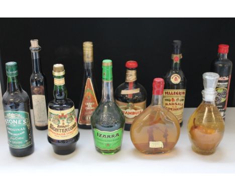 LIQUEURS - a collection of liqueurs to include Stone's original Green Ginger Wine 70cl, Creme de Cacao 500ml, Drambuie 1l, Ca