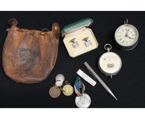 SILVER MISC - a selection of silver items to include a pair of cufflinks, propelling pencil and money clip. Lot further inclu