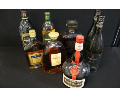 WHISKEY - COGNAC - 2 bottles of whiskey, A Glen Fiddich Special Reserve single malt (1 litre) and a Bushmills 10 year mal(700