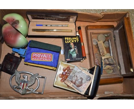 Boxes & Objects - a Sheaffer slim profile Targa ballpoint pen, cased;  others Parker Lady Duofold fountain pen; treen box;  p