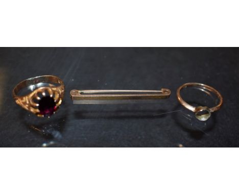 Jewellery - a 9ct rose gold garnet signet ring, stamped 9ct;  another shank;  a 9ct gold bar brooch, 8.1g gross