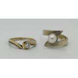 1 Damenring GG/WG 14ct. mit Solitärbrillant, lt. Zertifikat von 1994: 0,12ct. feines Weiß vvsi, Ring