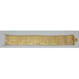 1 Damenarmband GG 14ct. "Mäander" ca. B 2,8cm, leicht verbogen, Tsp.