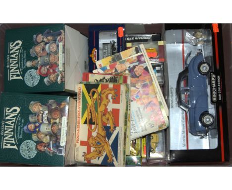 A collection of boxed modern issue diecast toy vehicles to include; Minichamps Car Collection Morris Minor Cabriolet, Classix