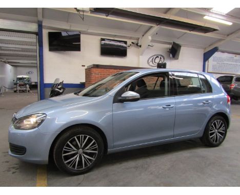 Make &amp; Model: VW Golf SE TSIDate of Reg: GF09 BCKColour: Bluecc: 1390MoT: 11-09-2023Fuel Type: PETROLMileage: 81kTransmis