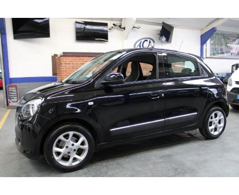 Make &amp; Model: Renault Twingo Dyn SCEDate of Reg: FY64 CVNColour: Blackcc: 999MoT: 25-11-2022Fuel Type: PETROLMileage: 60k