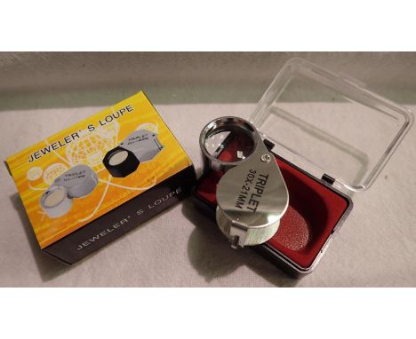 Boxed 30 x 21 folding stainless steel jewellers loupe. P&amp;P Group 1 (£14+VAT for the first lot and £1+VAT for subsequent l