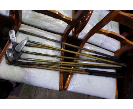 Vintage wood and metal gold clubs including Dunlop, Tom Norton, Hardy &amp; Co, A. Fraser (8)