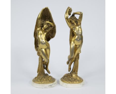 Pair of gilt bronze Italian sculptures 'Winter and spring' signed S. MarchiKoppel vergulde bronzen Italiaanse sculpturen 'Win