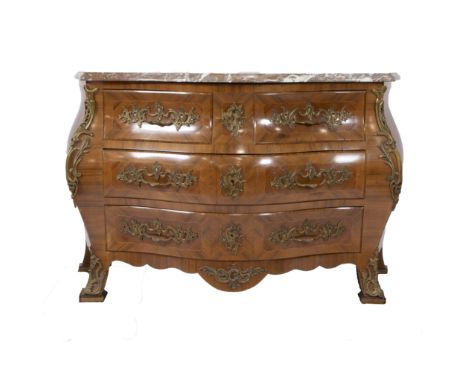 Chest of drawers style Louis XV with marble top and bronze fittingsBuikcommode stijl Louis XV met marmeren blad en bronzen be