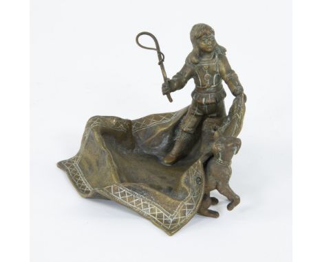 Vienna bronze boy with dog and carpet, circa 1920Weens brons jongen met hond en tapijt, circa 19209.5 x 11 x 13 cm
