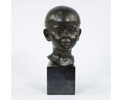 Henri THIERY (1875-1941), bronze head of a boy, signedHenri THIERY (1875-1941), bronzen hoofd van een jongetje, getekendH 38 
