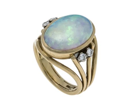 Opal-Brillant-Ring GG 750/000 mit einem ovalen Opal-Cabochon 16 x 11 mm mit intensivem, grün-blauen Farbenspiel und 4 Brillan