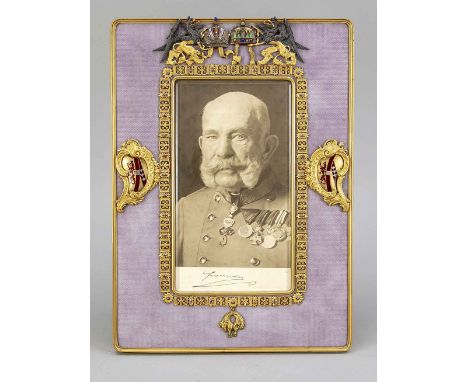 Prunkrahmen, Wien, 19. Jh. mit Portrait Kaiser Franz I von Österreich-Ungarn. Großer Tischrahmen mit abgerundeten Ecken, groß