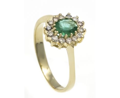 Smaragd-Brillant-Ring GG 585/000 mit einem oval fac. Smaragd 5,3 x 4,8 mm, 0,50 ct und 14 Brillanten, zus. 0,30 ct get.W-get.