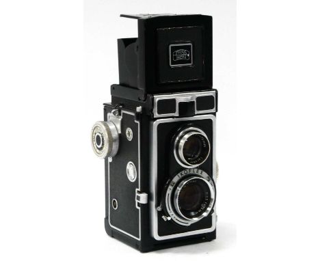 A Zeiss Ikon Ikoflex TLR Camera, with Teronar-Anastigmat 75mm f/3.5 lens