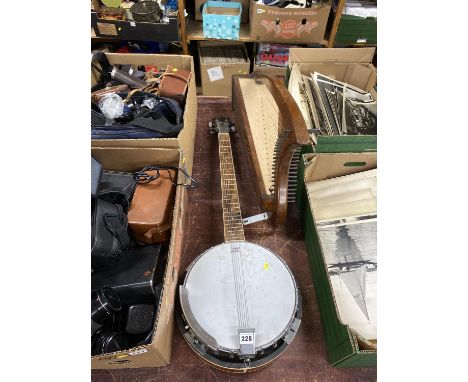 Small harp and a banjo