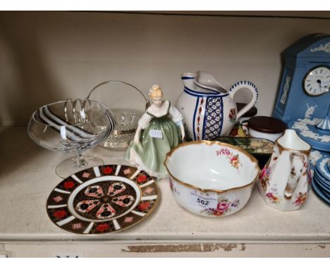 Assorted items including Royal Crown Derby 1128 Imari plate, lacquered box, chandelier drops, Quimper jugs etc 