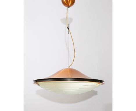 Hanging Lamp StilnovoStilnovo, Mailand1960sHängeleuchte. 1960er Jahre. Aluminium, kupferfarben eloxiert. Einliegende Glasscha
