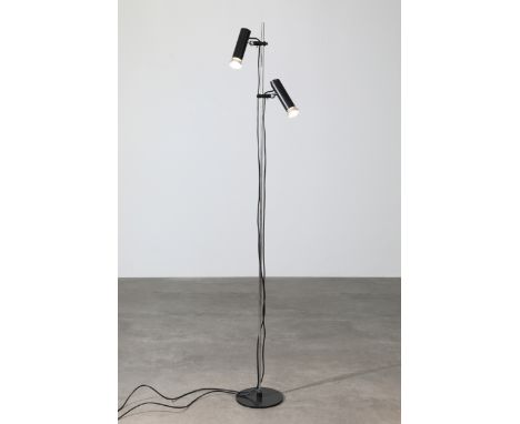 Gino Sarfatti, Arteluce, Floor Lamp / Spot Light Model 1055Gino SarfattiArteluce, BresciaDesign 1955Stehleuchte Modell 1055. 