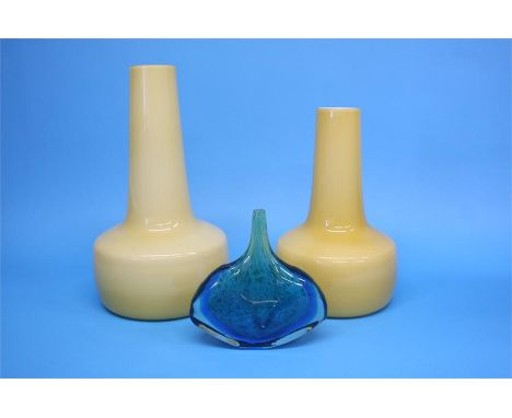 A pair of Continental cased glass vases and a M'dina "axe head" fish vase in blue and green, etched marks and dated 1978.  43