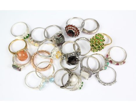 Twenty Silver Mounted and Semi-Precious Stone Rings, including Pearl, Amethyst, Garnet, various sizes.