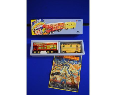 Corgi Classics Chipperfield's Circus Foden Closed Pull Truck with Caravan 