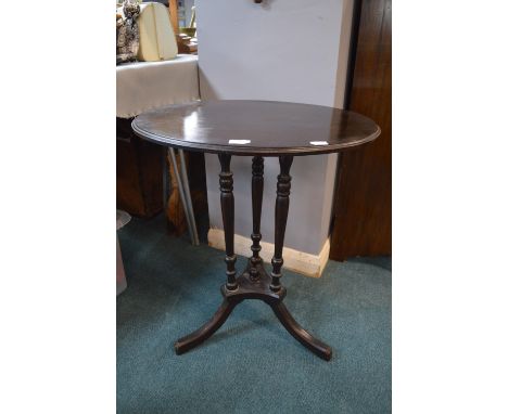 Victorian Oval Wine Table on Tripod Base 