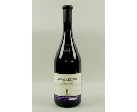 Vintage Wine: five bottles of Vigna la Delizia, Barolo, 1982, all 4cm or better (owc).